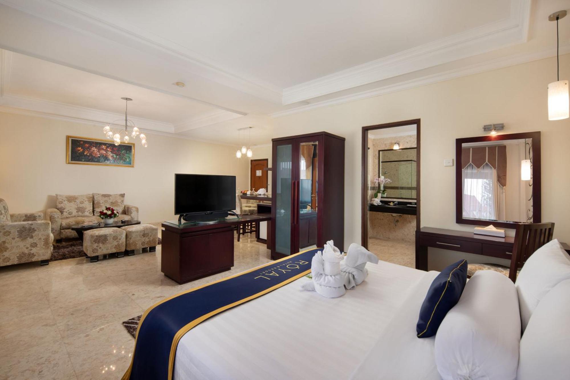 Royal Hotel And Villa Batu Batu  Kültér fotó