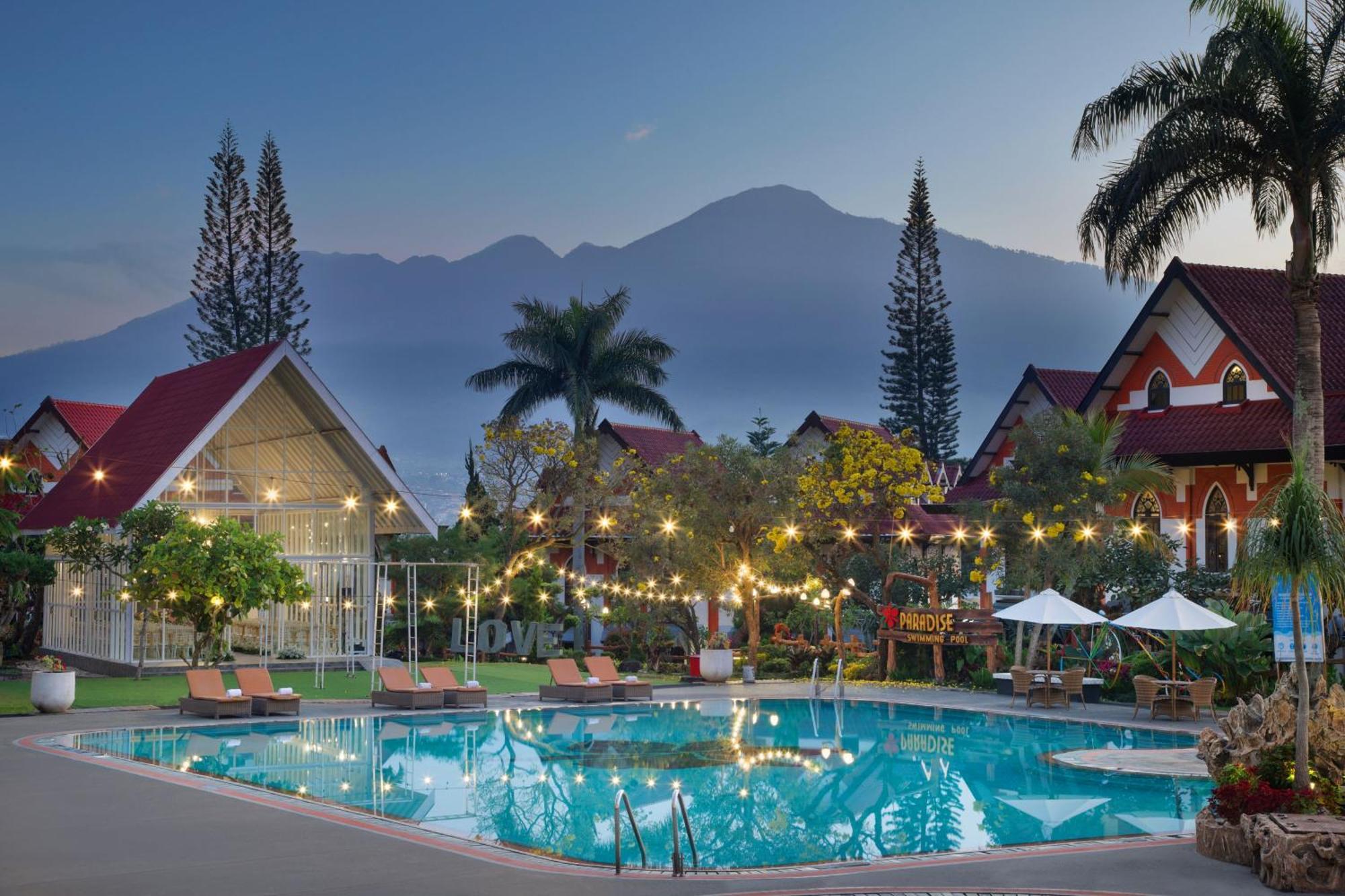 Royal Hotel And Villa Batu Batu  Kültér fotó