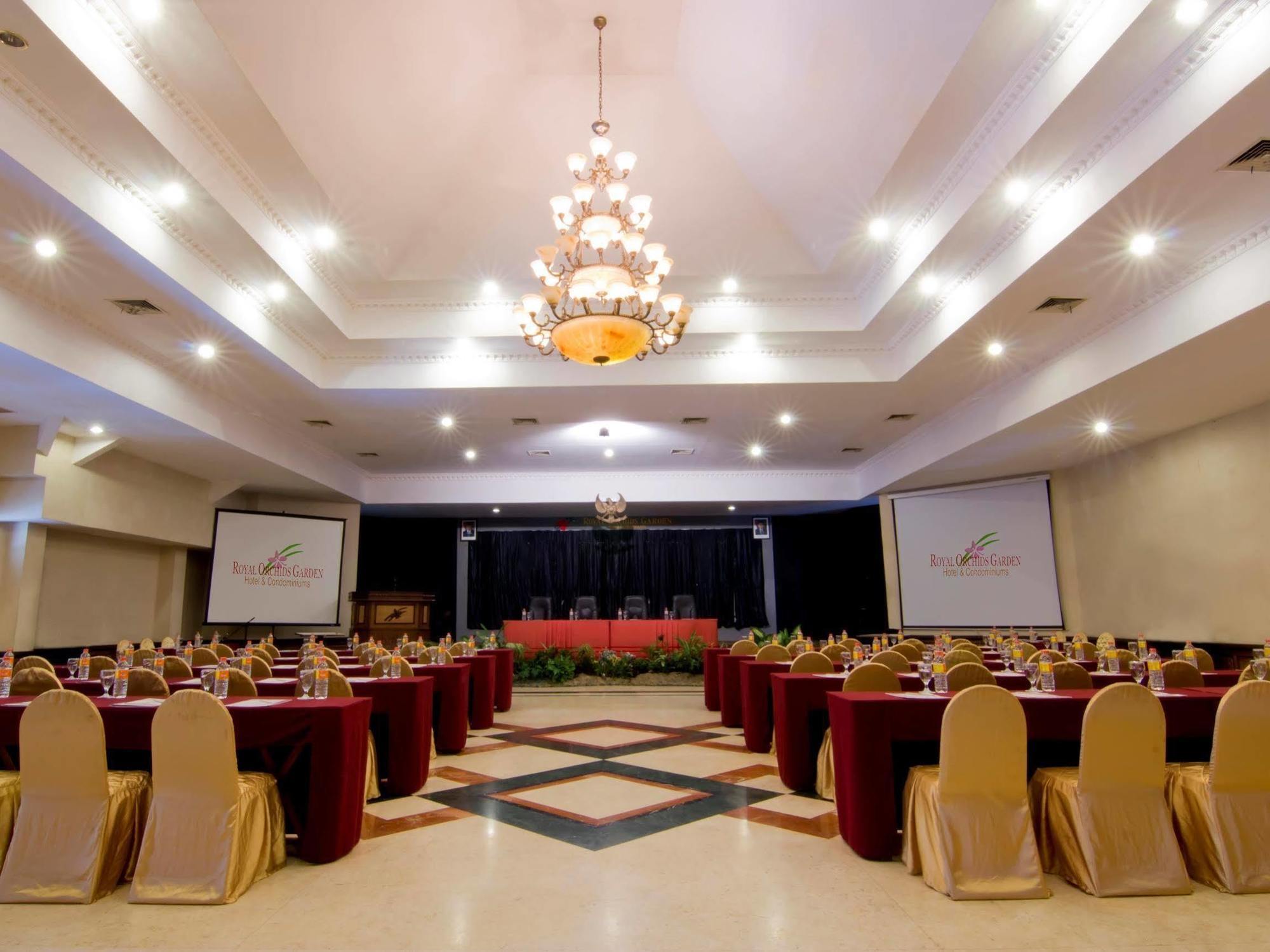 Royal Hotel And Villa Batu Batu  Kültér fotó